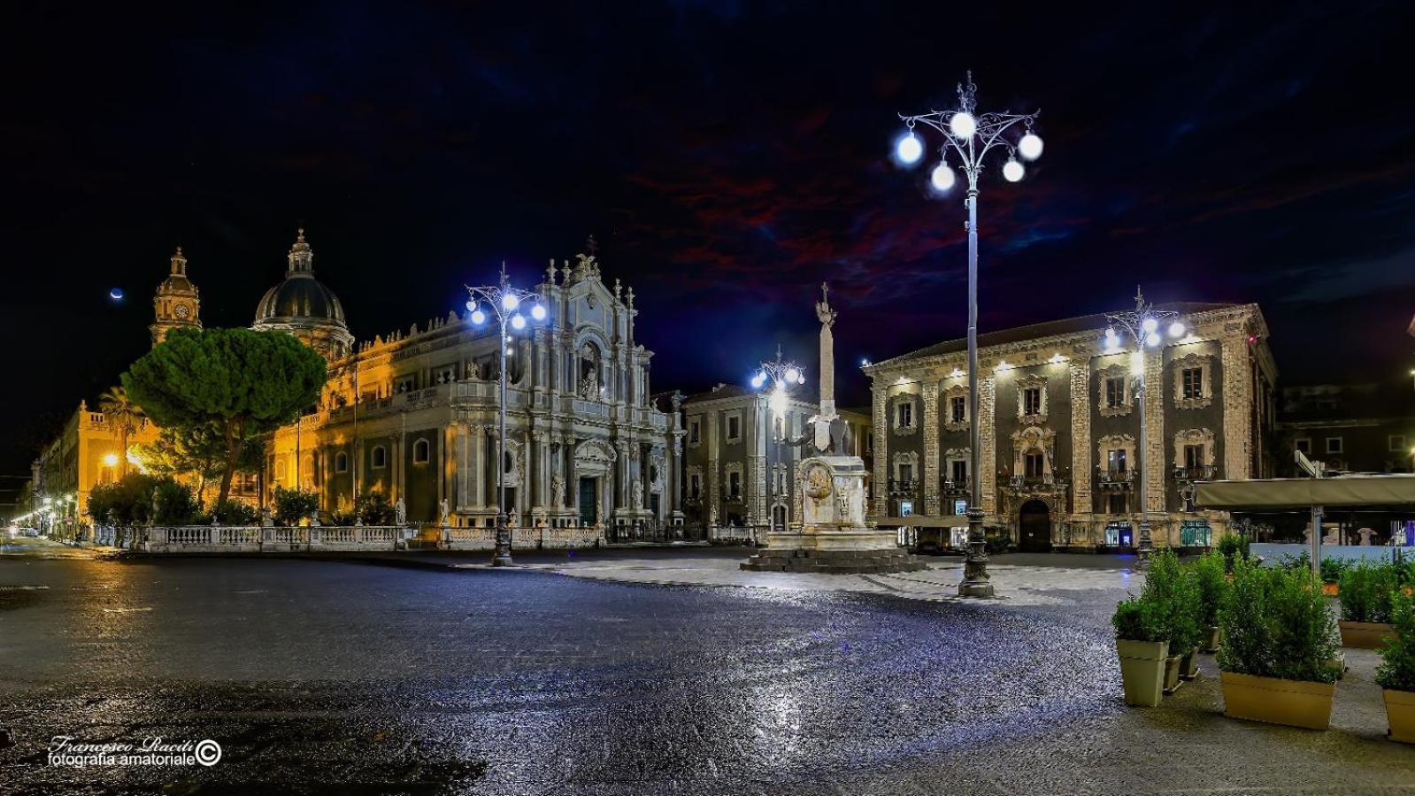 Clemente House Catania Centro Meravigliosa Camera Matrimoniale エクステリア 写真